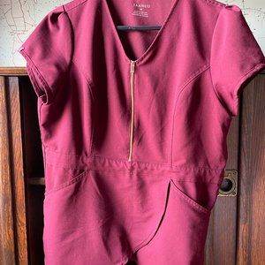 Jaanuu Women’s Rose Zip Signature Tulip Top Medium Wine